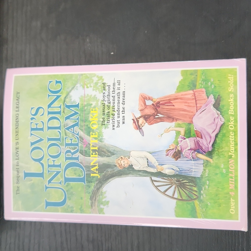 Love's Unfolding Dream by Janette Oke